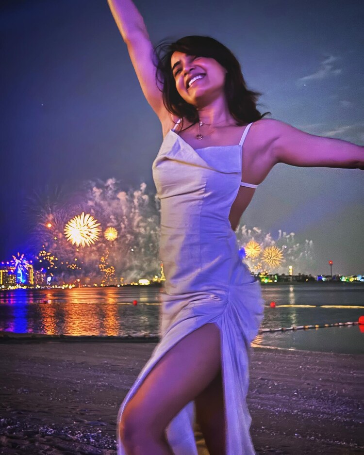 Samantha Ruth Prabhu's 82K New Year dress is what Priyanka Chopra wore 2 years ago - India Today