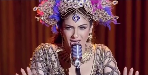 रवीना इस किरदार में किस फिल्म में नजर आईं 