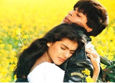 शाहरुख की इस फिल्म का नाम और रिलीज का साल बता पाएंगे आप? 