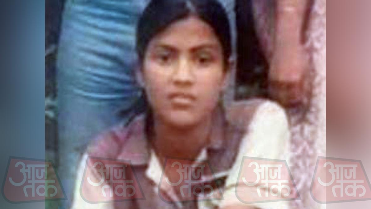 रिया चक्रवर्ती