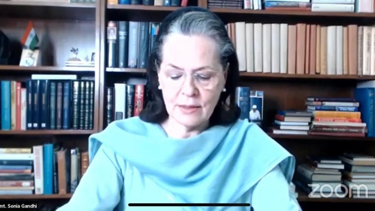 सोनिया गांधी के साथ मुख्यमंत्रियों की बैठक