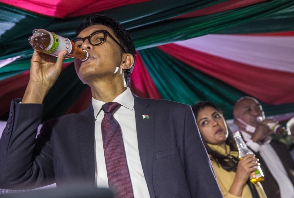 प्राचीन दवाओं से कोरोना के इलाज का दावा