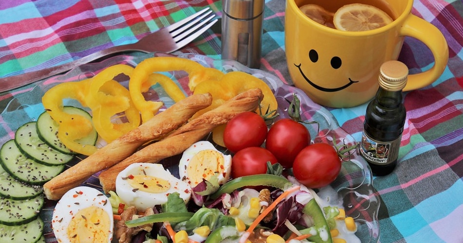 पौष्टिक खाने का रूटीन बनाएं