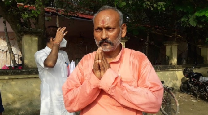 फर्जी तरीके से पार्टी का सिंबल लेने का आरोप.