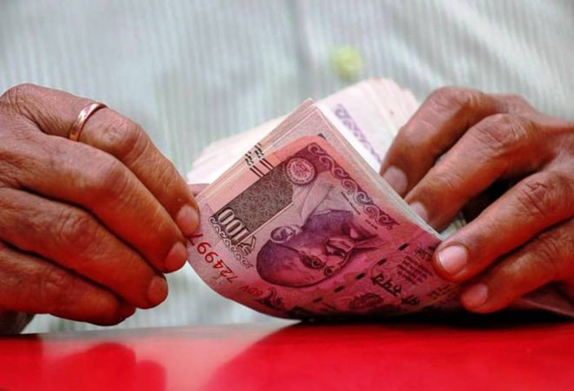 सरकारी राजस्व हासिल करने में आसानी सरकारी राजस्व हासिल करने में आसानी