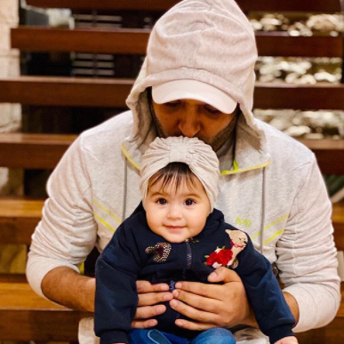 कपिल शर्मा अपनी बेटी के साथ