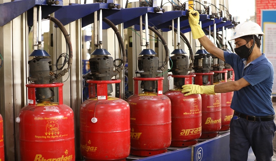 सरकार बेच रही पूरी हिस्सेदारी