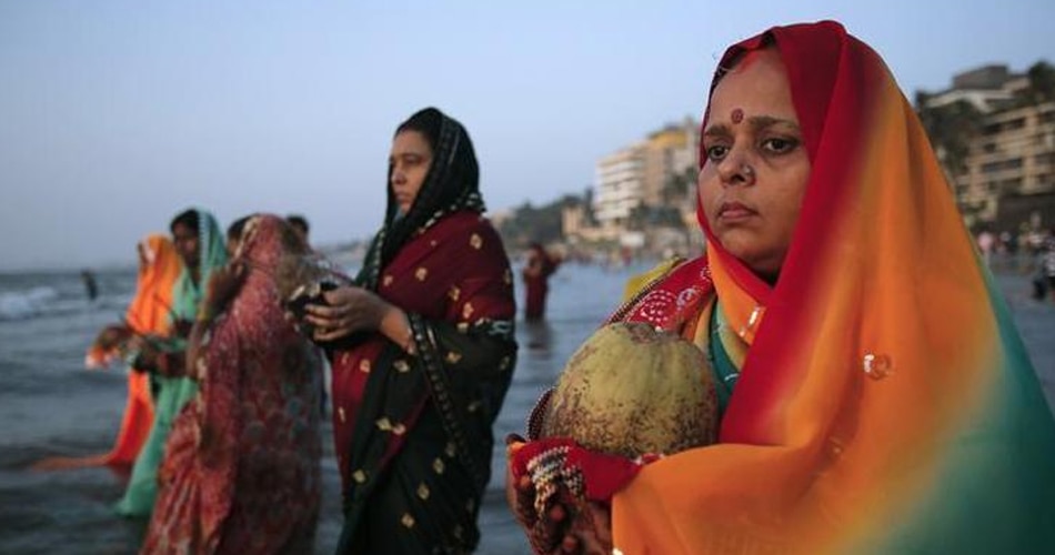 जमीन पर सोएं