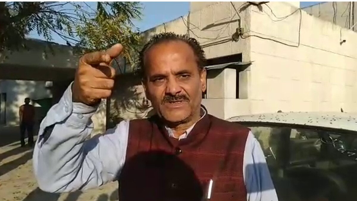 ढाबे में चल रहा था सेक्‍स रैकेट, मालिक को पुलिस ने ही दे रखे थे गनमैन 