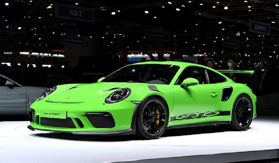 80 पोर्श कारों के मालिक बने ये शख्स