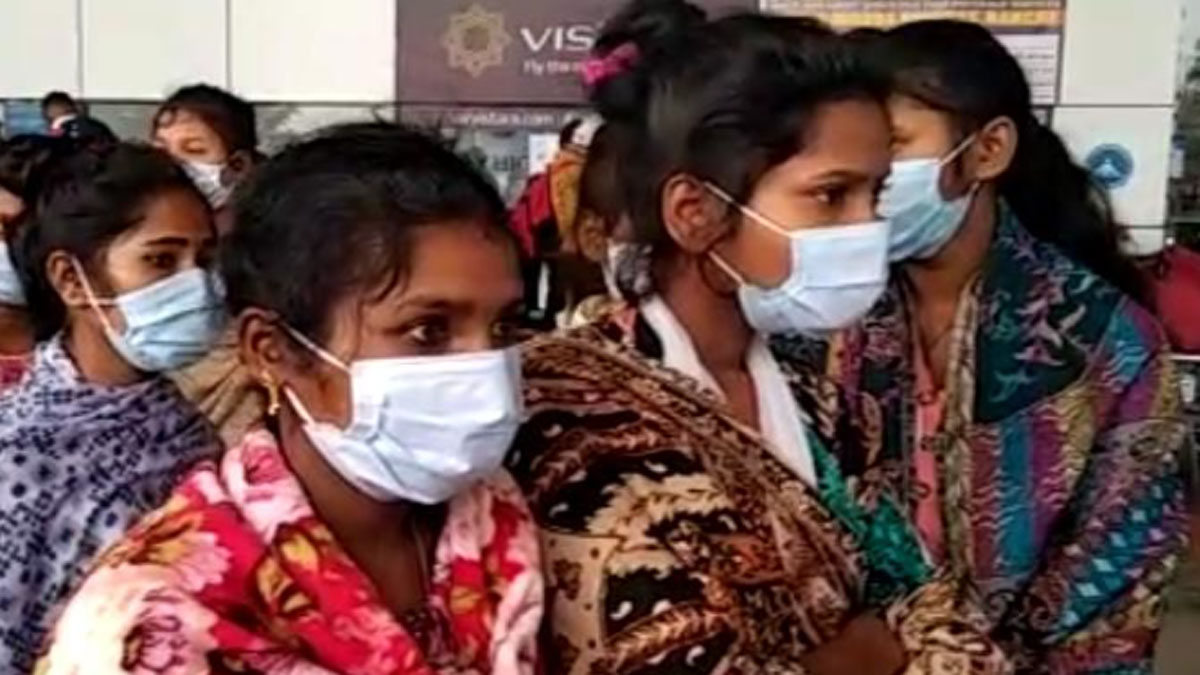 दलालों के चुंगल से 24 लड़कियां आजाद (फोटो आजतक)