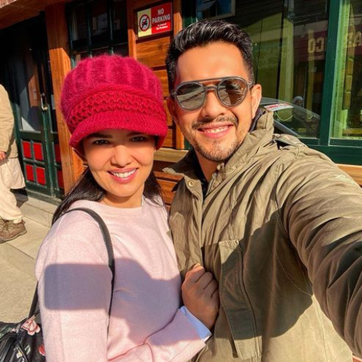 श्वेता अग्रवाल संग आदित्य नारायण 