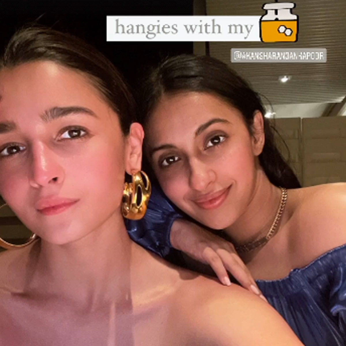 आल‍िया भट्ट, अनुष्का रंजन के साथ 