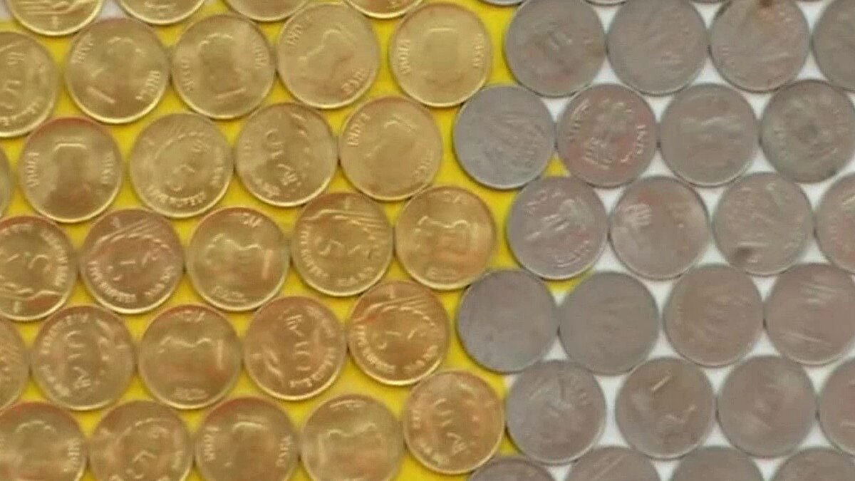 60 हजार स‍िक्कों से बना राम मंद‍िर का अनोखा स्ट्रक्चर, 1 और 5 रुपये के स‍िक्कों का इस्तेमाल 