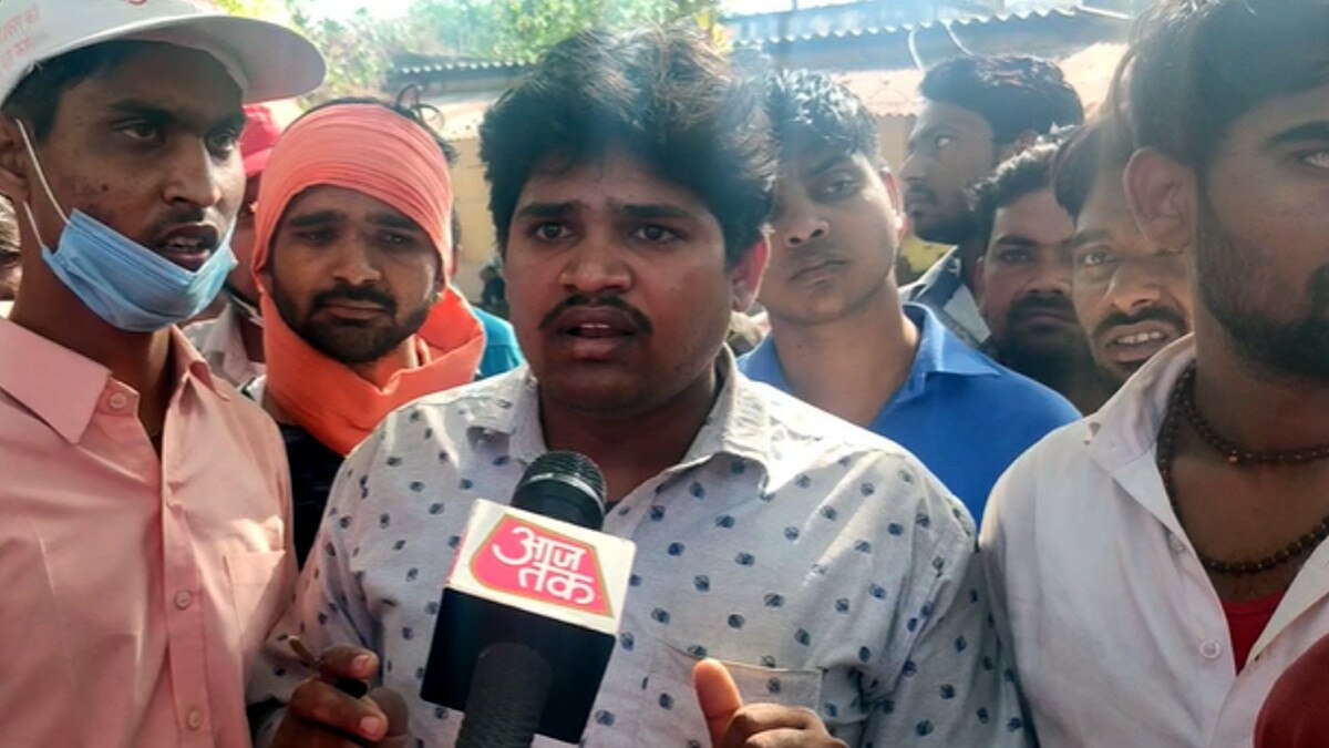 बस ने ऑटो के उड़ाए परखच्चे, सड़क पर ब‍िखरे नजर आए 13 शव, एक ही पर‍िवार के 4 लोगों की मौत 