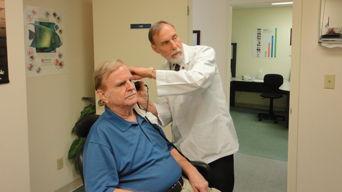 सुनने की क्षमता पर असर