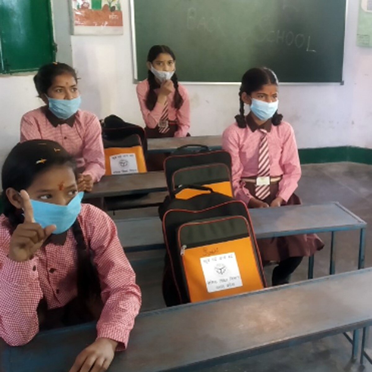 School Reopen( photo: aajtak.in) 