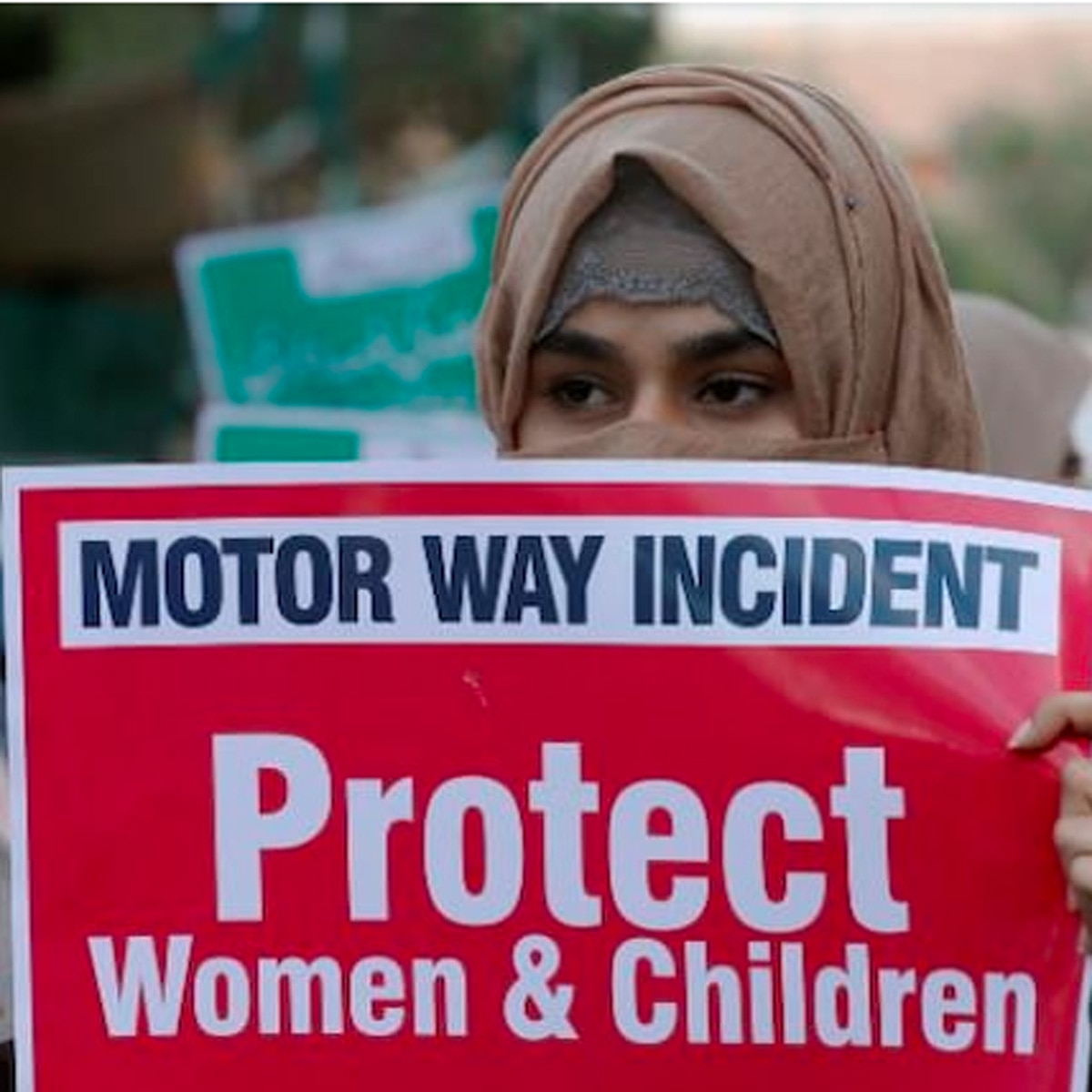 पाकिस्तान में प्रदर्शन करती महिलाएं 