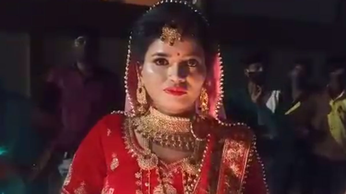 दूल्हे का मोबाइल पर आया मैसेज और टूट गई शादी दूल्हे का मोबाइल पर आया मैसेज और टूट गई शादी