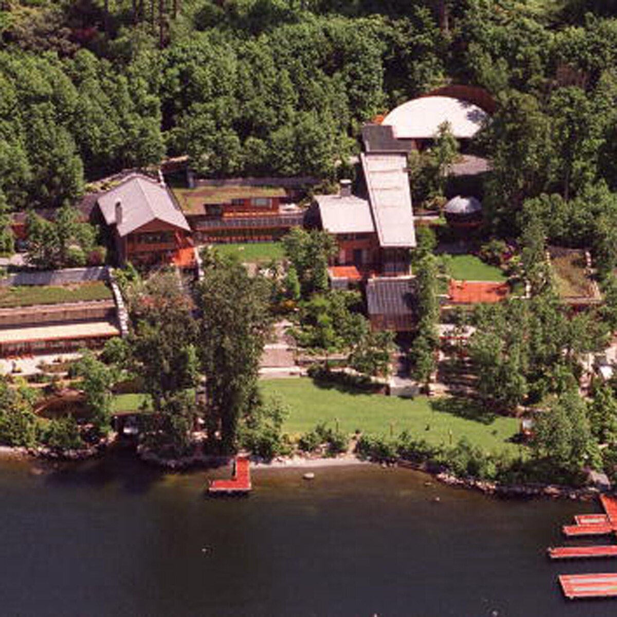 bill gates net worth