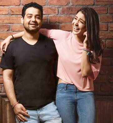 करनेश और अनुष्का