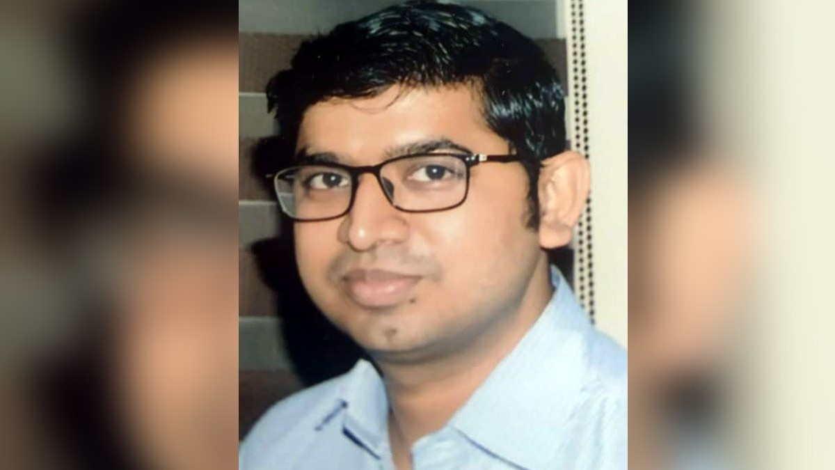 वैक्सीन न लगवाने पर कहीं शराब तो कहीं सैलरी पर रोक 