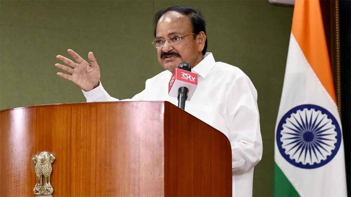 उपराष्ट्रपति ने दवा पर अध्ययन करने को कहा3