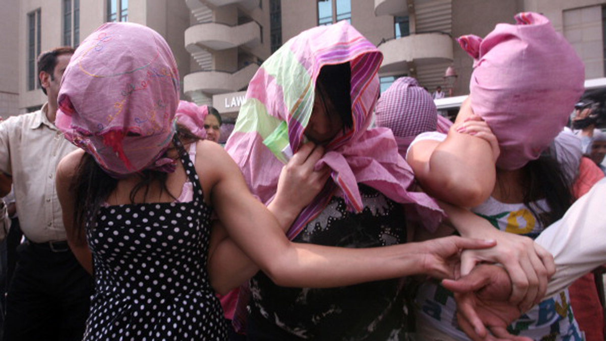 ठाणे में हाई प्रोफाइल सेक्स रैकेट का भंडाफोड़