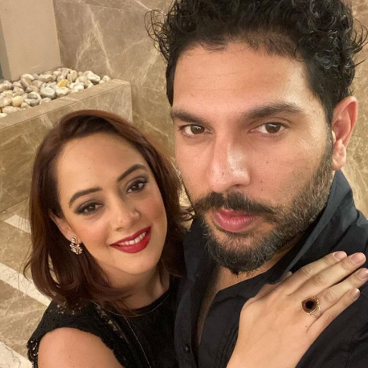  हेजल कीच 