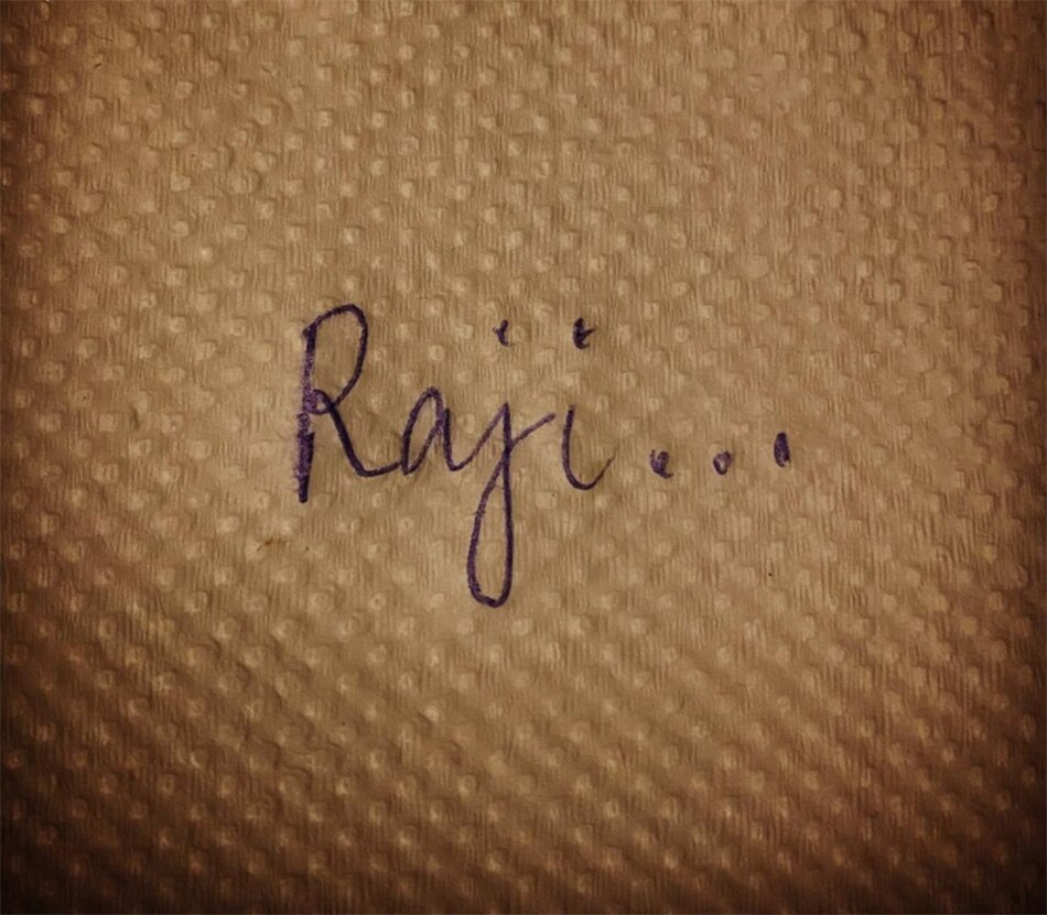 मंदिरा बेदी पोस्ट