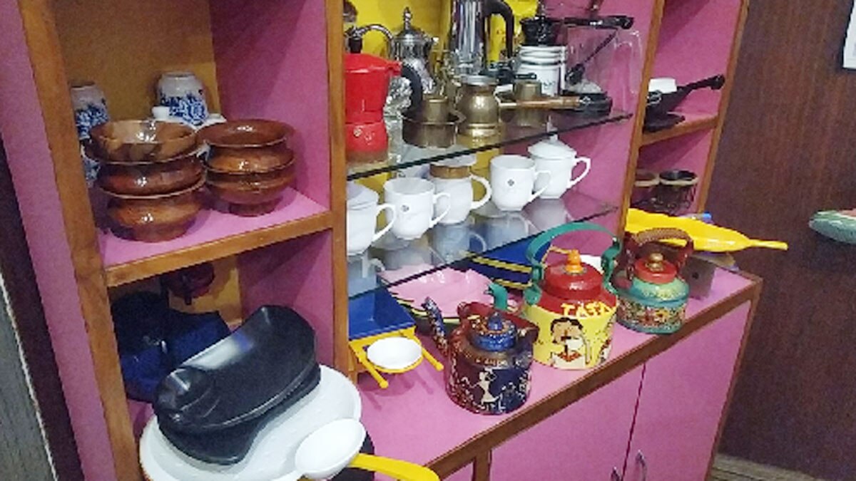  इस कैफे में मिलती है 12 देशों की स्पेशल चाय 