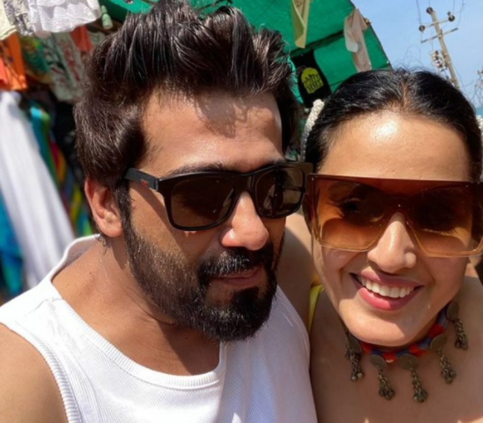 काम्या पंजाबी-शलभ दांग