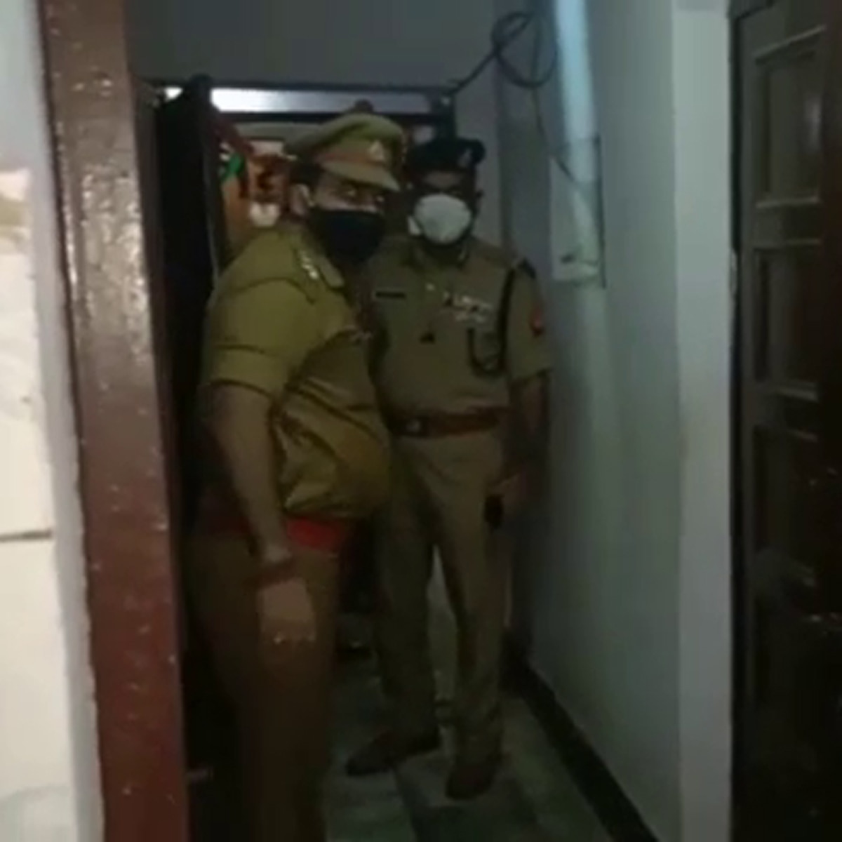 Elderly couple Kanpur News