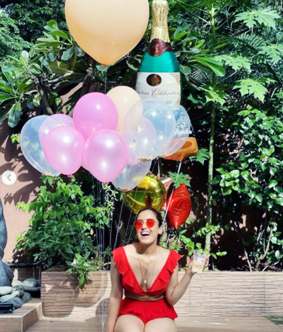  सृष्टि रोडे 