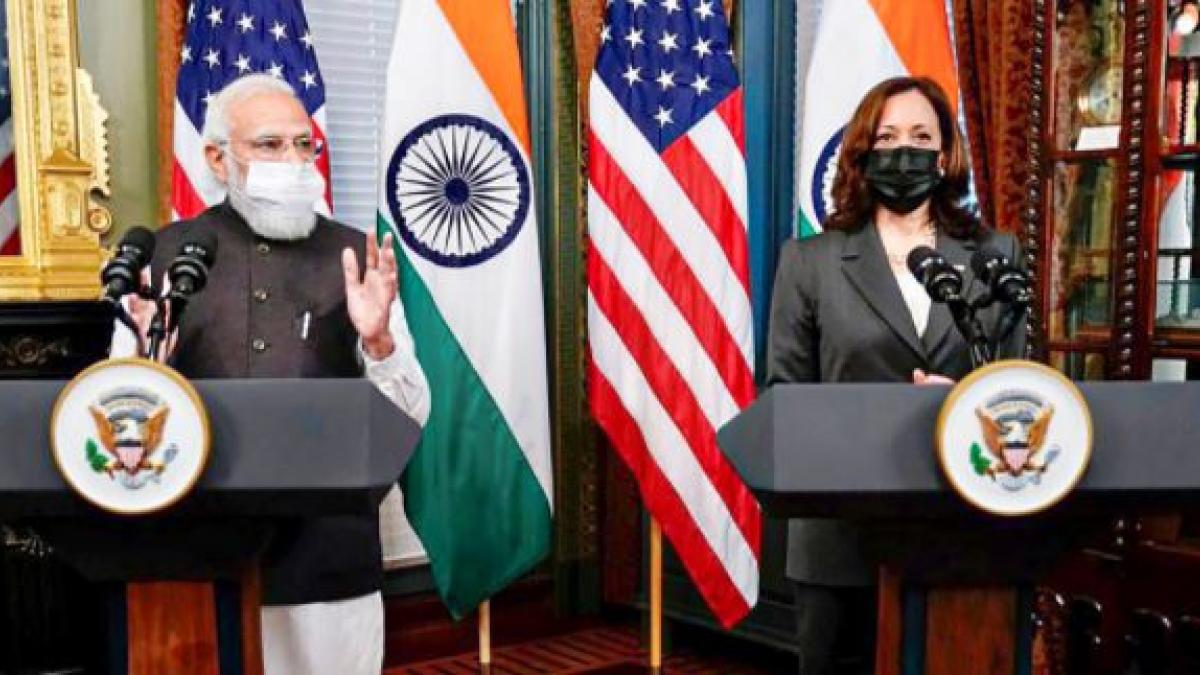 कोरोना के खिलाफ जंग में योगदान के लिए कमला हैरिस ने की भारत की तारीफ, देखें क्या कहा