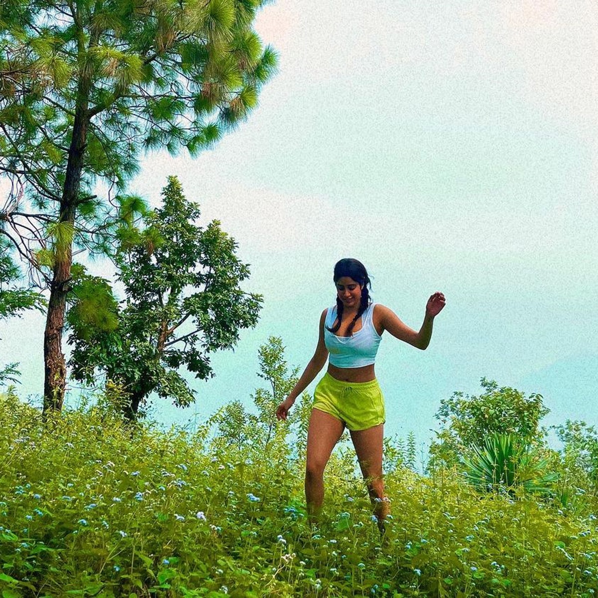 जाह्नवी कपूर 