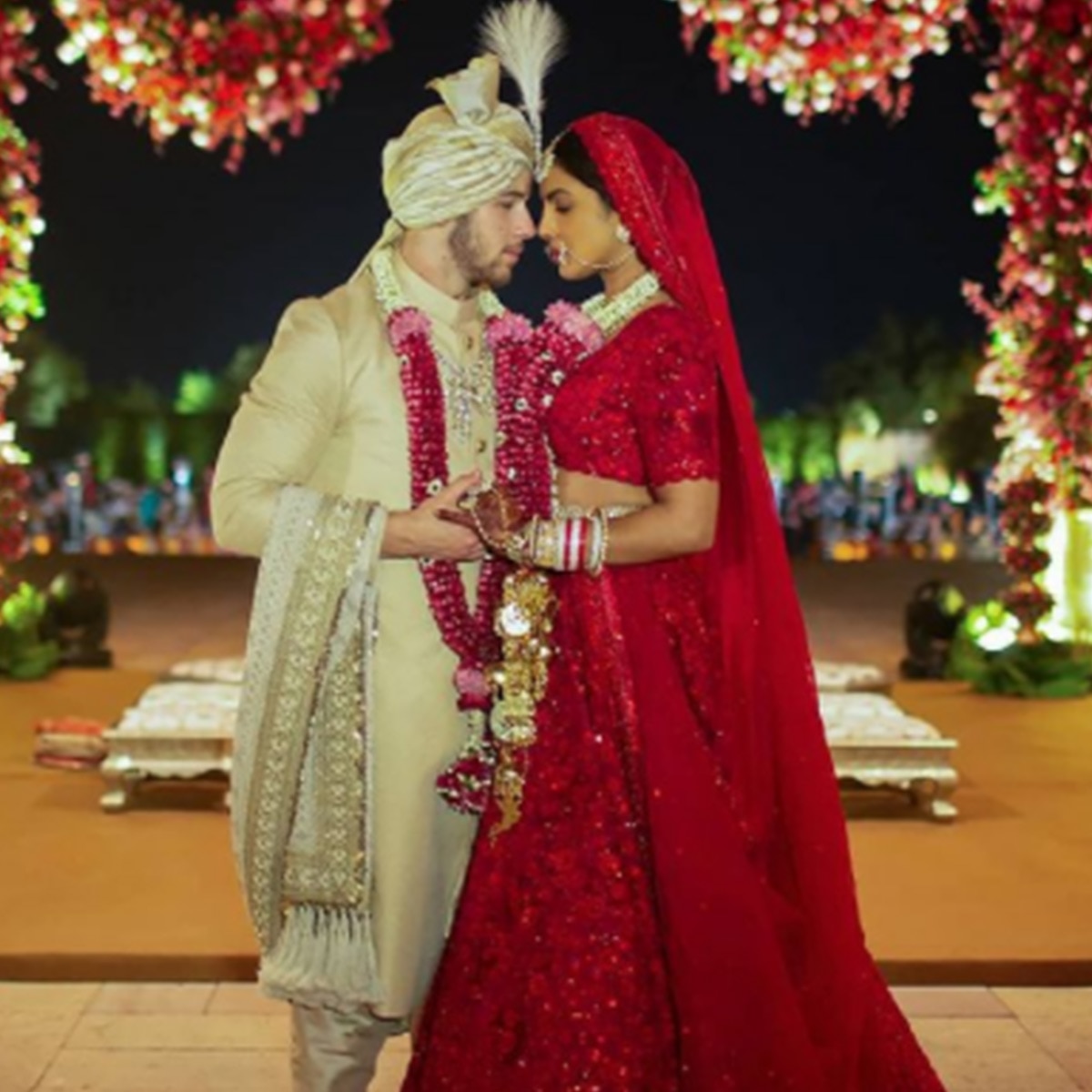 प्रियंका चोपड़ा-निक जोनस