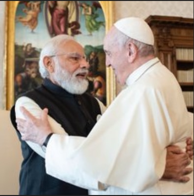 पीएम मोदी की पोप फ्रांसिस से मुलाकात