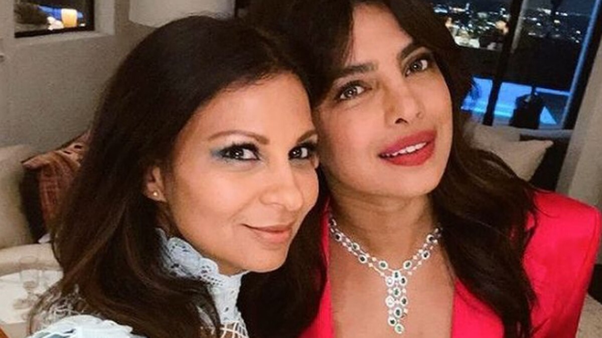 अंजुला आचार्य