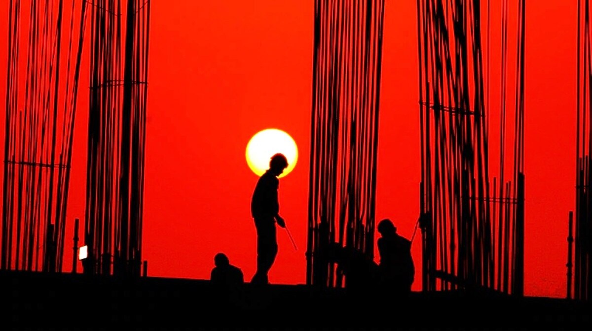 निर्माण की लागत बढ़ती जा रही है