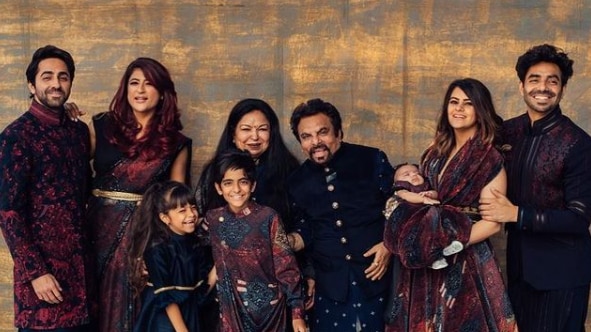 ताह‍िरा कश्यप अपनी फैमिली के साथ 