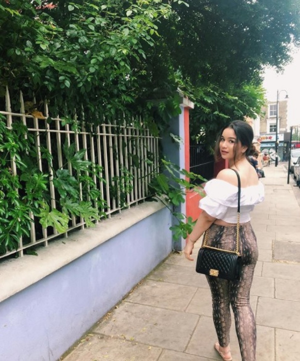 Sara tendulkar instagram