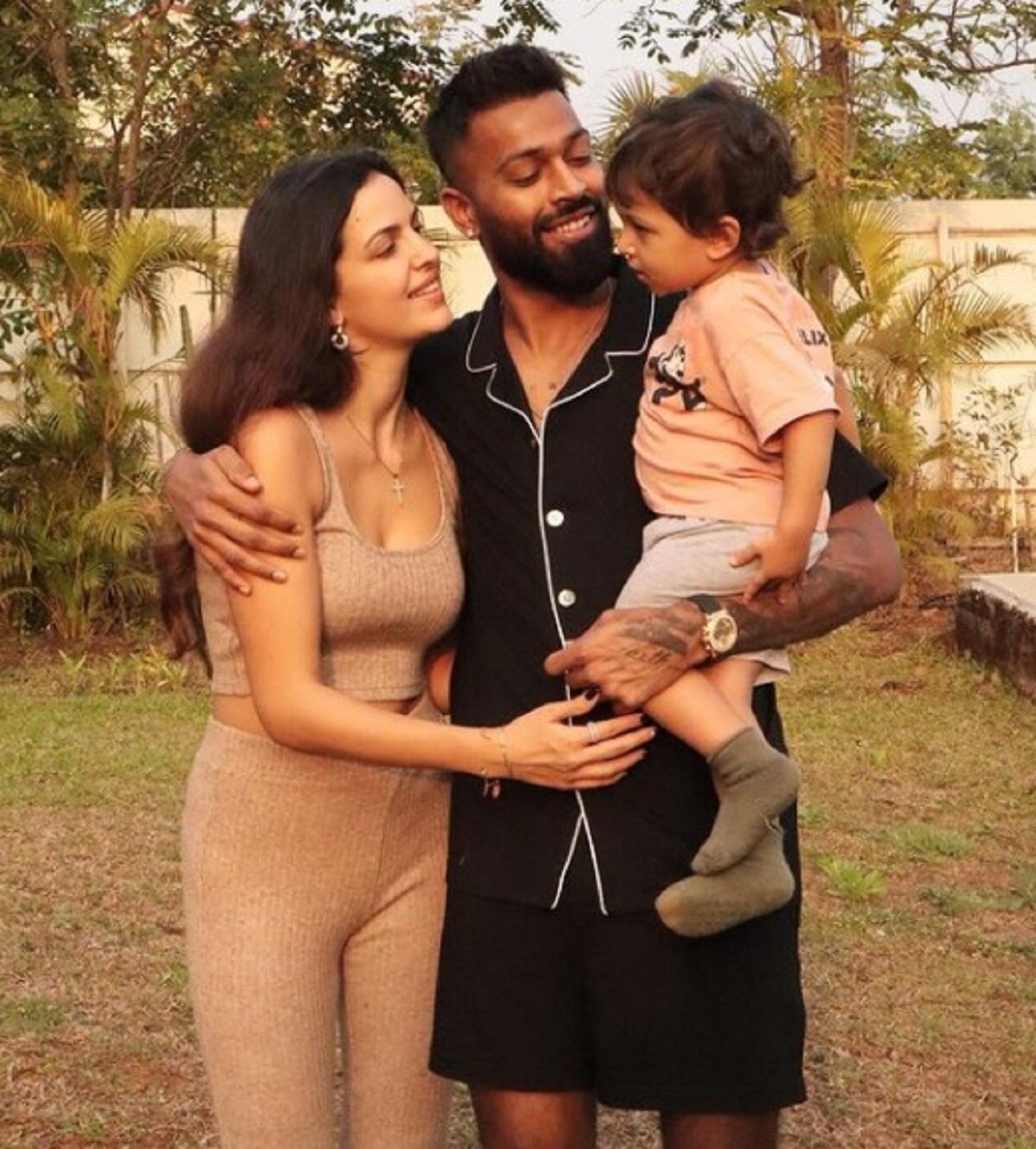 Hardik Pandya Family