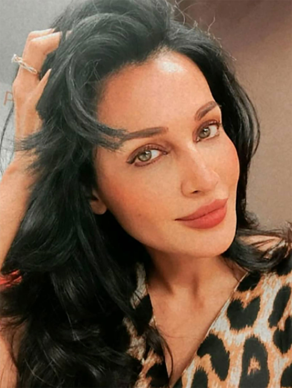 फ्लोरा सैनी