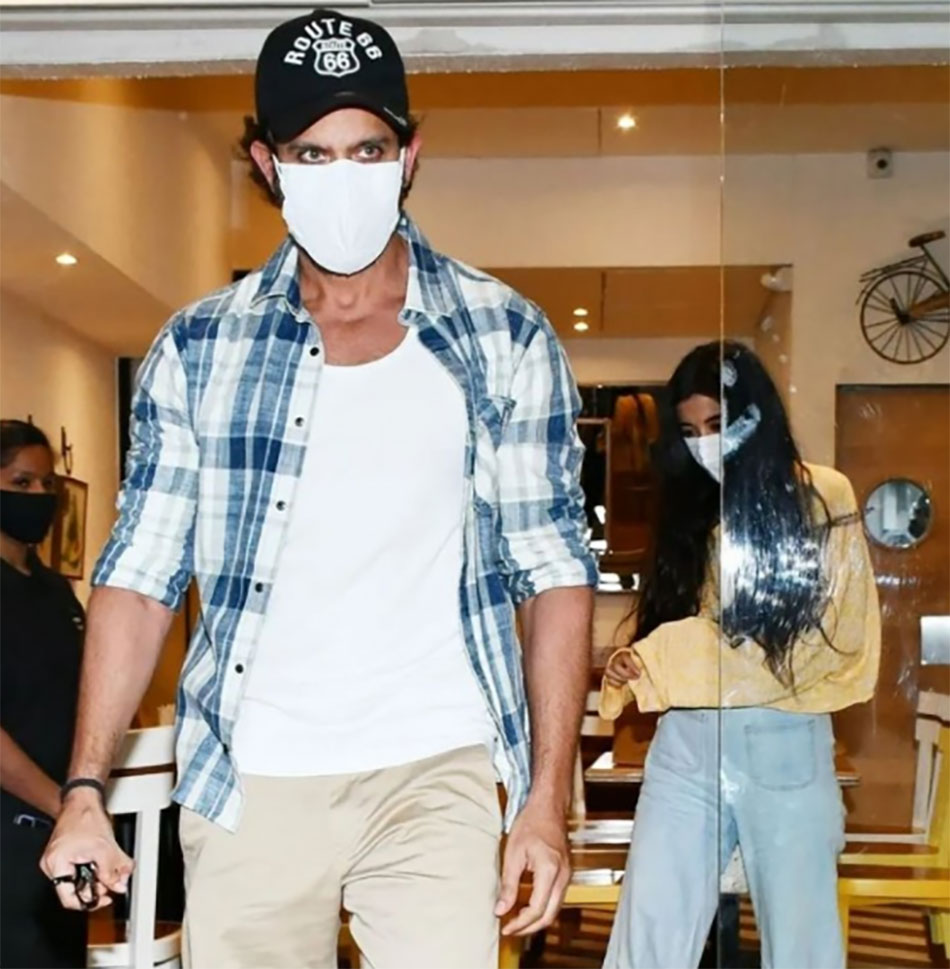 ऋतिक रोशन, सबा आजाद