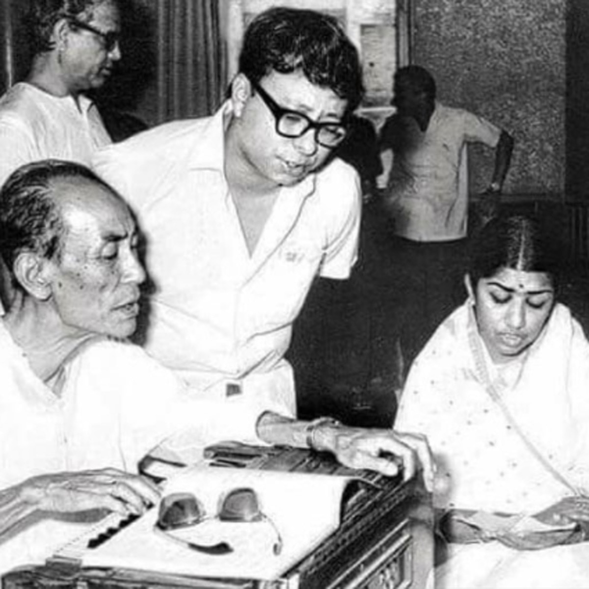 एस डी बर्मन, लता मंगेशकर 