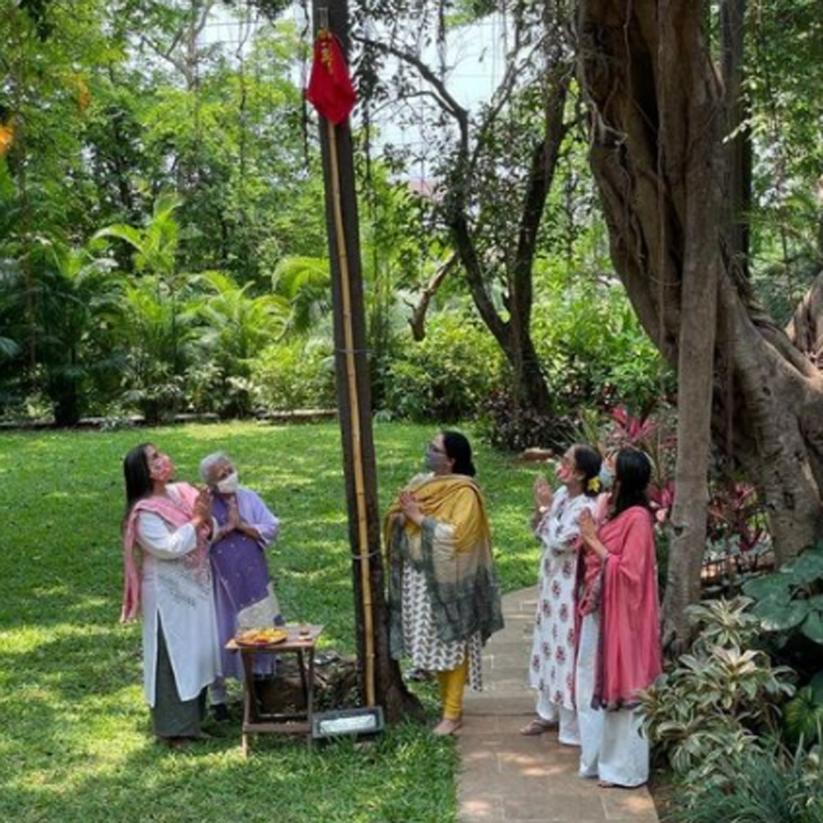 फार्म हाउस की तस्वीर