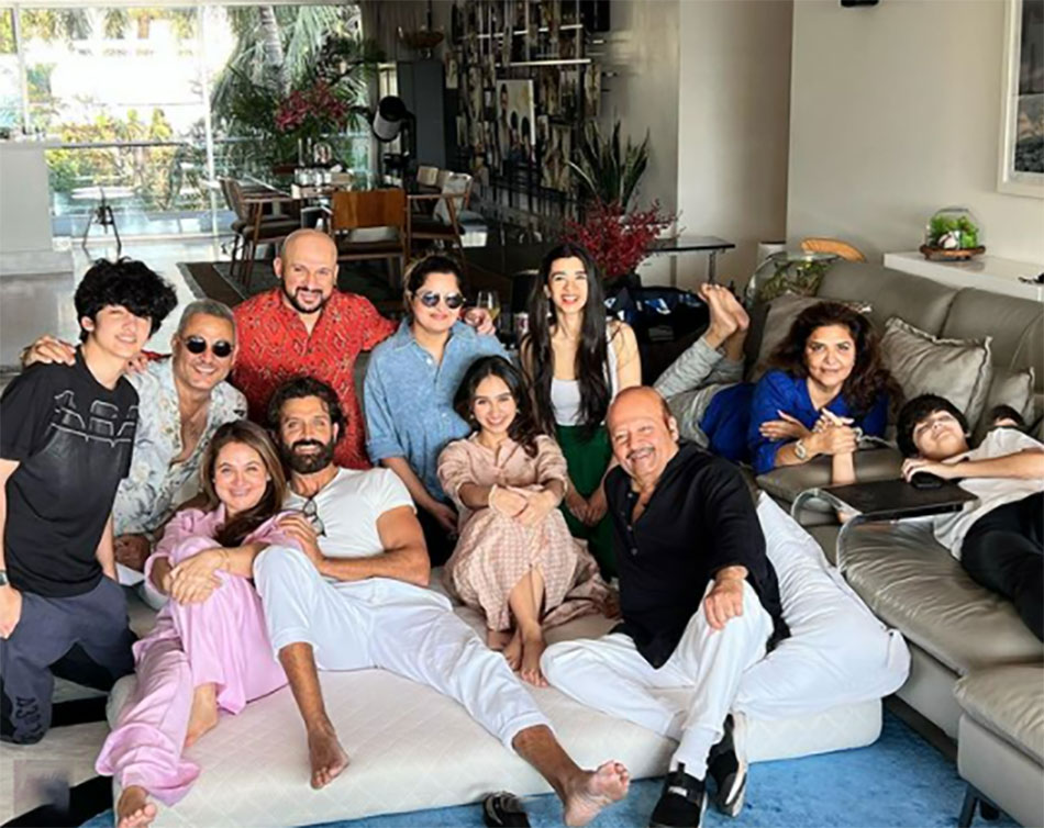 ऋतिक रोशन, सबा आजाद