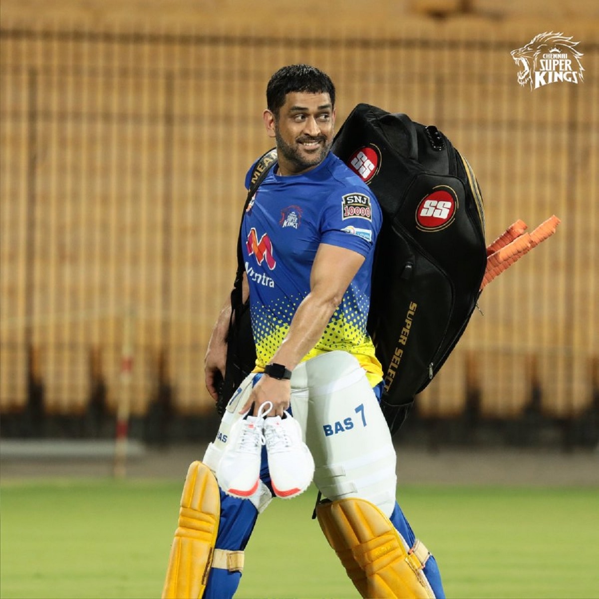 MS Dhoni in ranchi Stadium