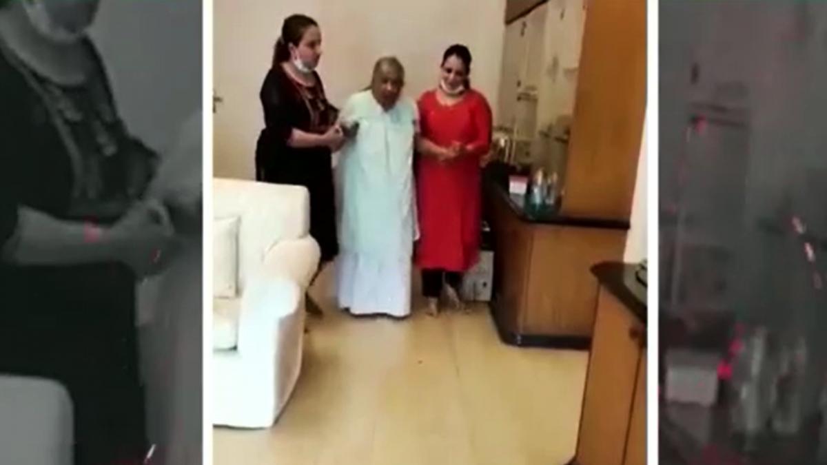 Lata Mangeshkar last video of hospital viral on social media